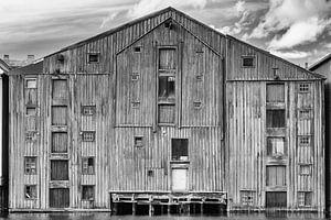 Lagerhaus Trondheim in schwarz und weiß