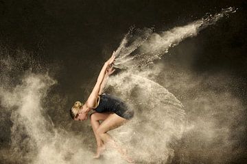 Flour dance