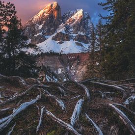 Dolomiten peitlerkofel Alpenglühen von Jean Claude Castor