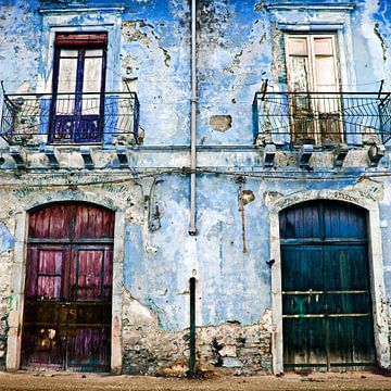 Stories from the Sicilian haunted house