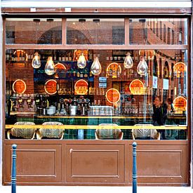 Le bistro by Leopold Brix