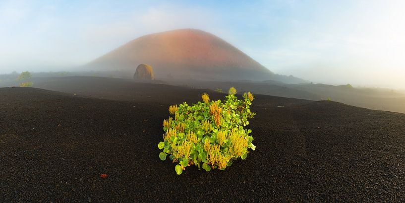 Lever de soleil sur la Caldera Colorada par Walter G. Allgöwer