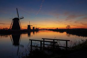De molens van Kinderdijk bij zonsopgang