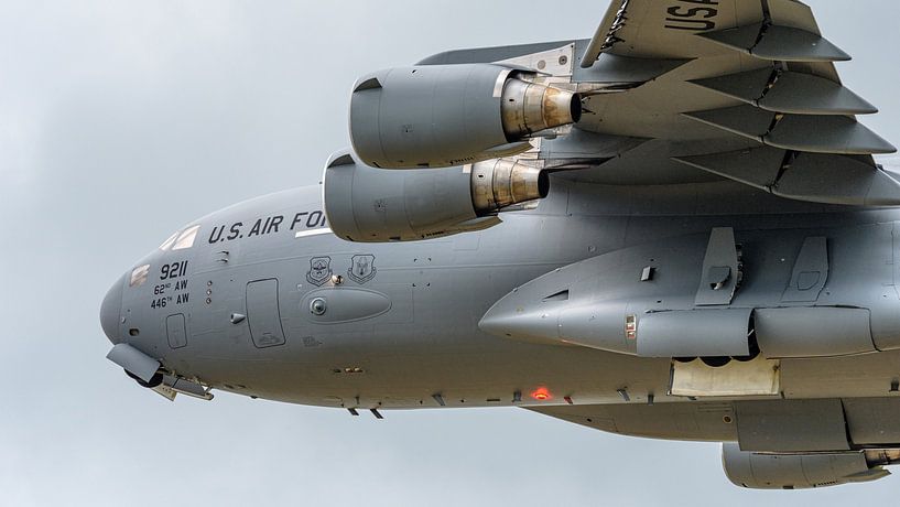 U.S. Air Force Boeing C-17 Globemaster III. by Jaap van den Berg