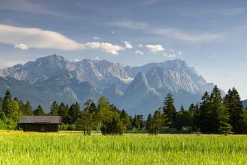 Uitzicht op Alpspitze, Zugspitze en Waxenstein