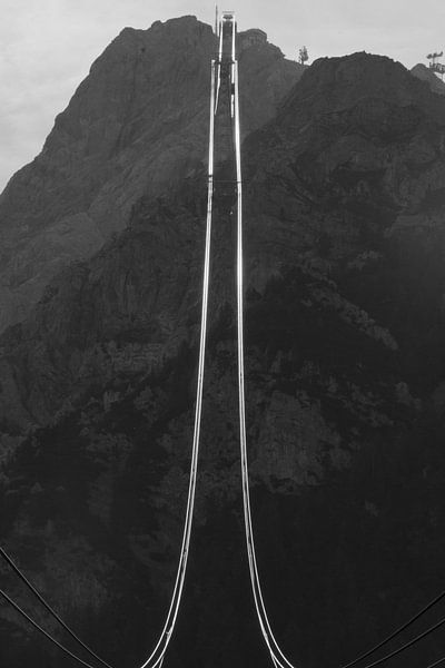 Zugspits berg bahn by Anne van IJs