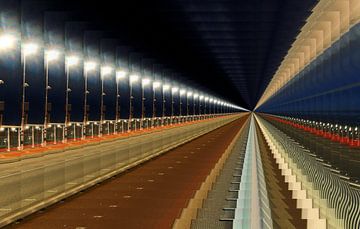 Tiefenwirkung auf der Brücke in Kampen von George van der Vliet