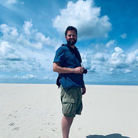 Mr White Takes Pictures Profile picture