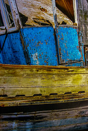 Detail oude, Portugese vissersboot van Dick de Gelder