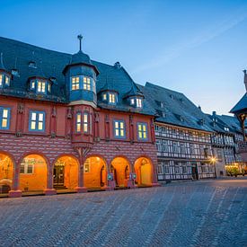 Place du marché de Goslar - Gildehaus Kaiserworth sur t.ART