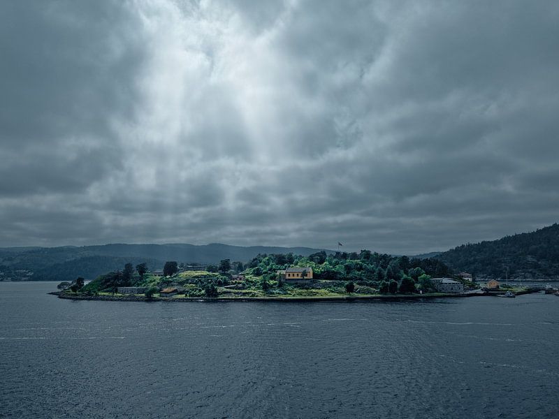Oslo by Hello Pompoyo