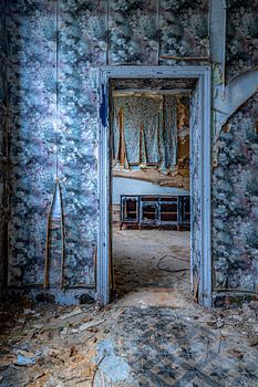 Blue trousers in decay