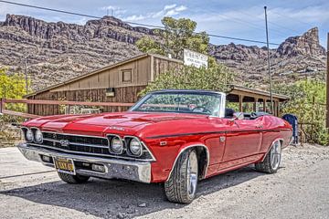 Oldtimer Chevelle dans Oatman Route66 sur Tineke Visscher