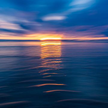 Sunset abstract by Yanuschka | Fotografie Noordwijk