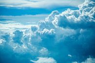 Blauwe Wolken 2 van Charles Poorter thumbnail
