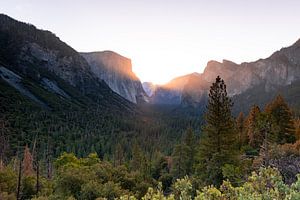 Tunnel View at Yosemite National Park by swc07