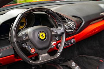 Tableau de bord de la voiture de sport Ferrari 488 Spider sur Sjoerd van der Wal Photographie