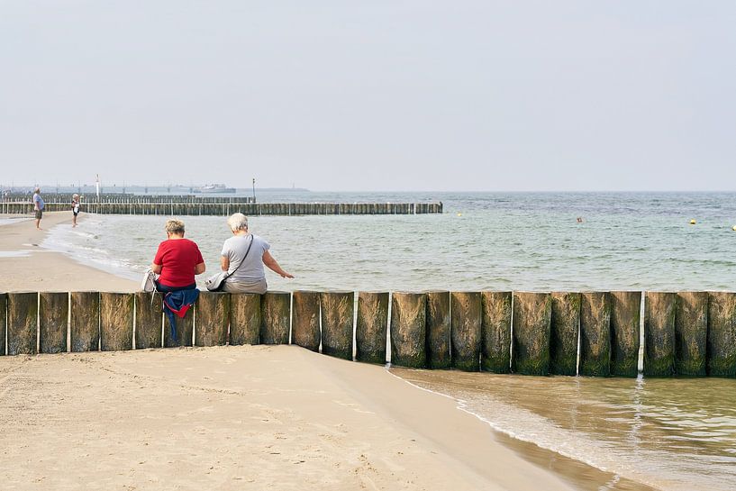 Baltic coast near Kolobrzeg by Heiko Kueverling