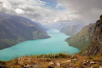 Het Gjende-meer in Noorwegen van Thomas Heitz