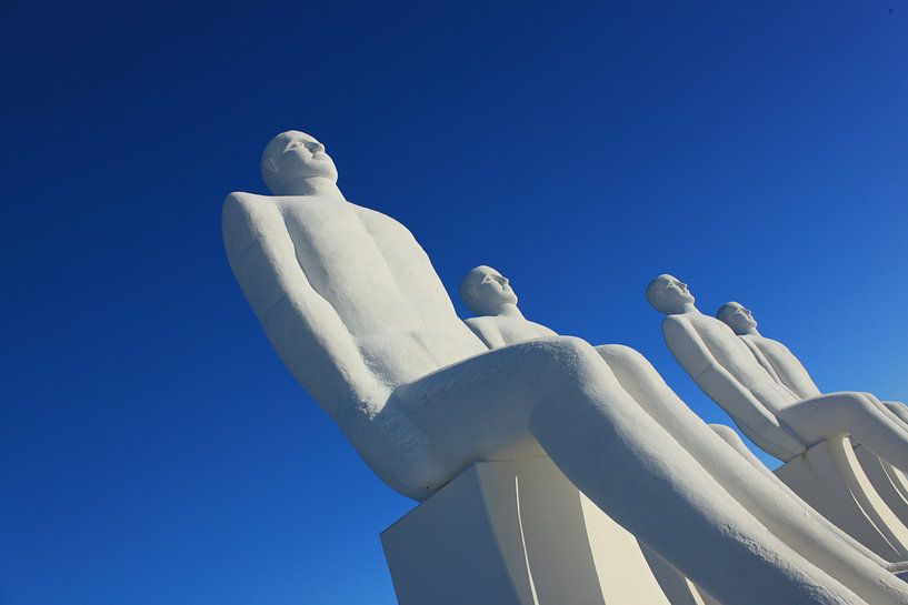 White giants looking at the sea by Gert-Jan Stoker