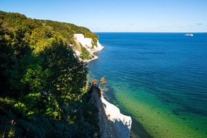 Faszinierende Farben entlang der Kreidefelsen auf Rügen von Reiner Würz / RWFotoArt