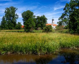 Idyllische Kirche in Bayern von ManfredFotos