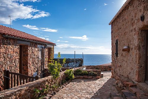 Uitzicht op zee vanaf het dorp Girolata op Corsica
