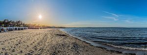 Sonnenuntergang, Strandkörbe am Strand in Binz
