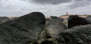 Panorama stones bij the lighthouse