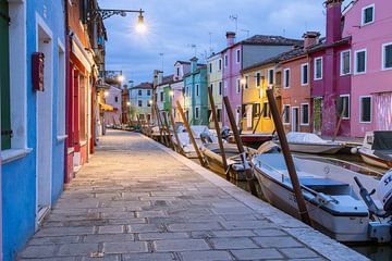 Kleurrijk avondbeeld Burano van Sander Groenendijk