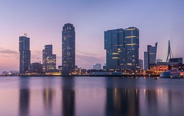 Rijnhaven just after sunset by Ilya Korzelius