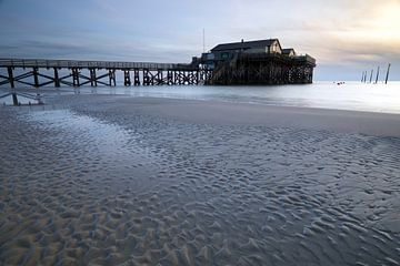 Beach bar Sankt Peter Ording by Marko Sarcevic