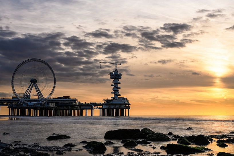 Scheveningen part 7 by Tania Perneel