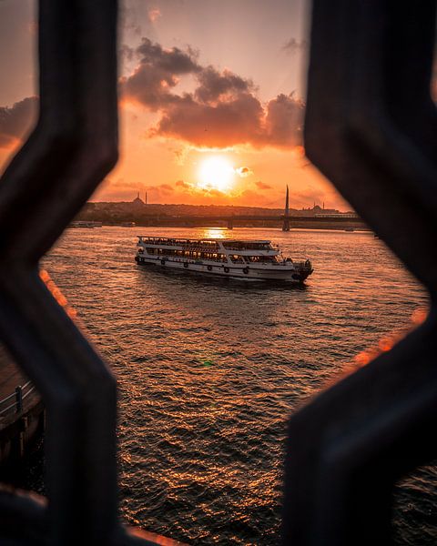 Istanbul by Hello Pompoyo