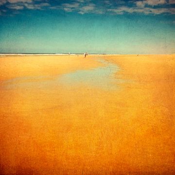endless beach - Atlantic France by Dirk Wüstenhagen