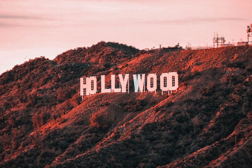 Hollywood by Hello Pompoyo