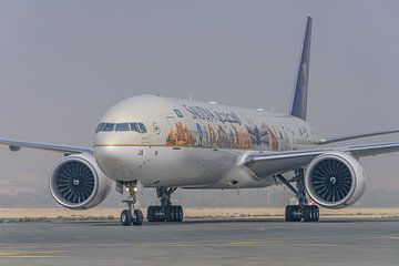 Boeing 777-300ER de la compagnie Saudi Arabian Airlines. sur Jaap van den Berg