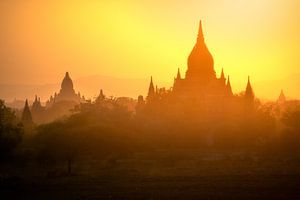 Tempels uit Myanmar van Tim Kreike