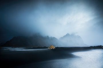Plage au bord de la mer en Islande sur Voss Fine Art Fotografie