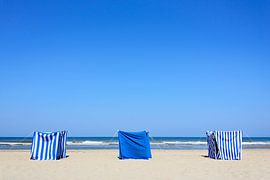 Beach Noordwijk by Jeanette van Starkenburg