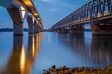 Railway bridges "hollandsch diep" by Eugene Winthagen