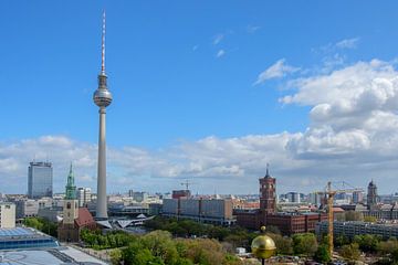 Fernsehturm Berlin von Peter Bartelings