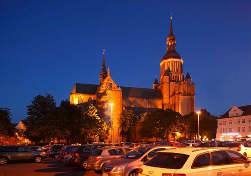 St. Mary's Church at the New Market at dusk, Old Town, Stralsund, Mecklenburg-Western Pomerania, Ger