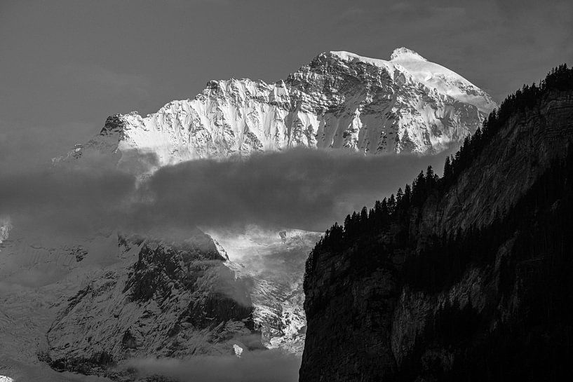 Jungfrau mountain in Switzerland by Roel Beurskens