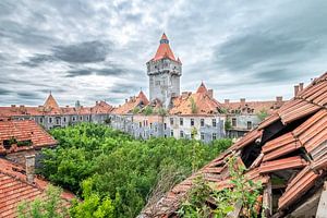 verlassenes Schloss in Ungarn von Gentleman of Decay