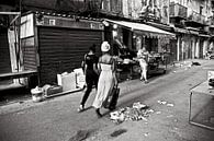 Elegant strolling at the market in Palermo by Silva Wischeropp thumbnail