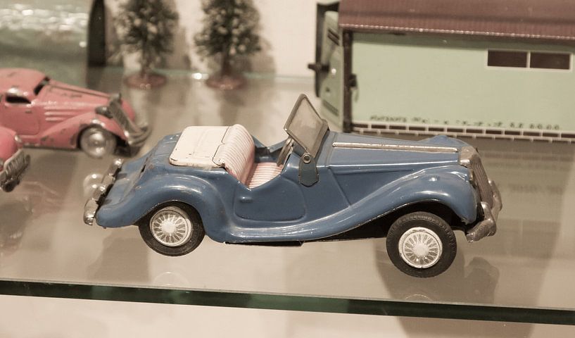Vintage toy car by Micha Klootwijk