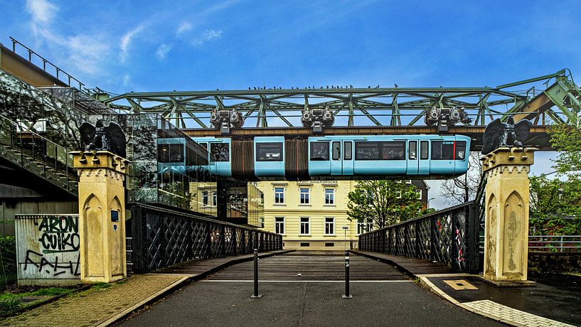 Wuppertaler Schwebebahn 2 van Johnny Flash