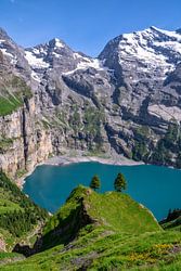 Lac d'Oeschinen dans l'Oberland bernois