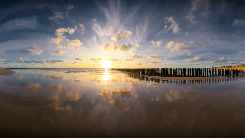 Forces (plage de Dishoek au coucher du soleil) par Thom Brouwer